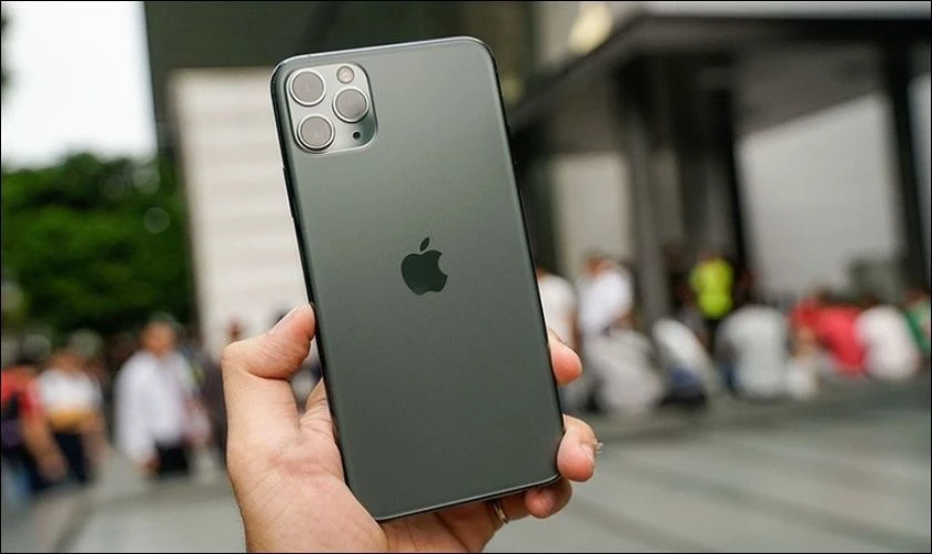 Đánh giá chi tiết iPhone 11 Pro Max về thiết kế