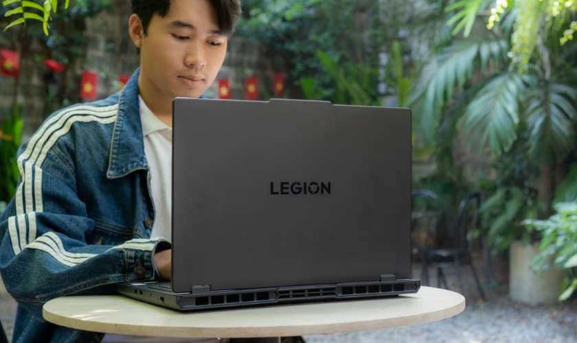 Lenovo Legion Pro 5 phù hợp với đối tượng nào?