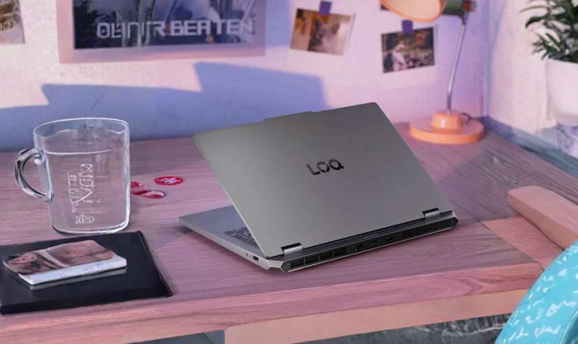 Đánh giá Lenovo LOQ 15IRX11 về dung lượng pin