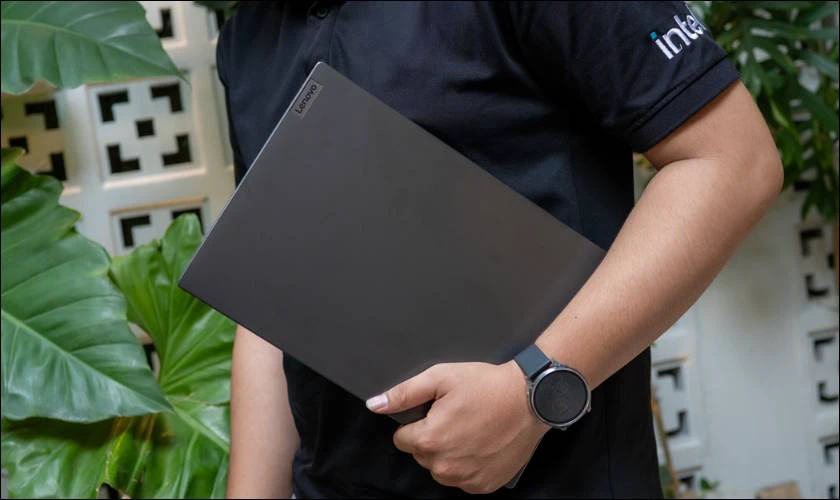 Ưu, nhược điểm của Lenovo Yoga Slim 7