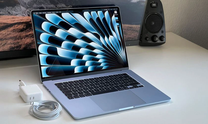 Đánh giá MacBook Air M4 về thiết kế