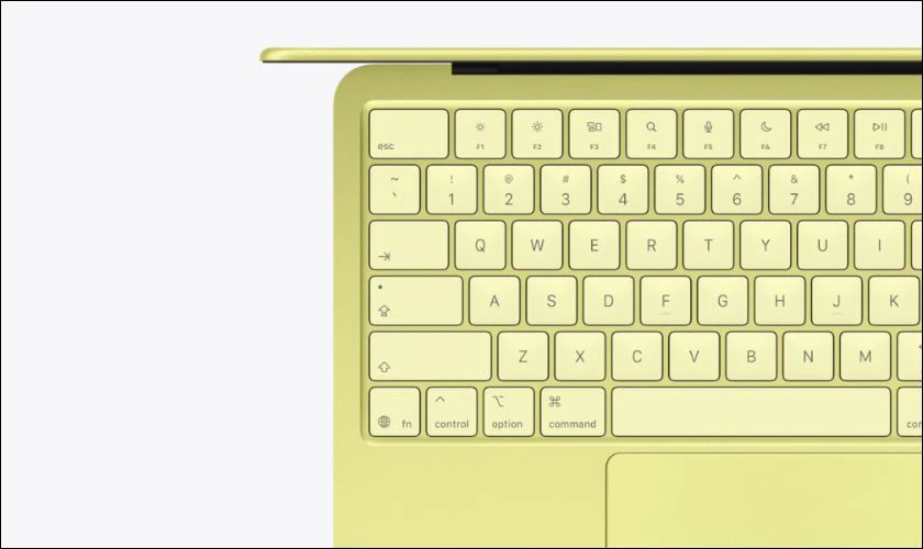 Đánh giá MacBook Neo về bàn phím và loa