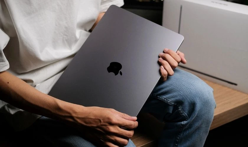 Thiết kế mỏng nhẹ, tính di động cao