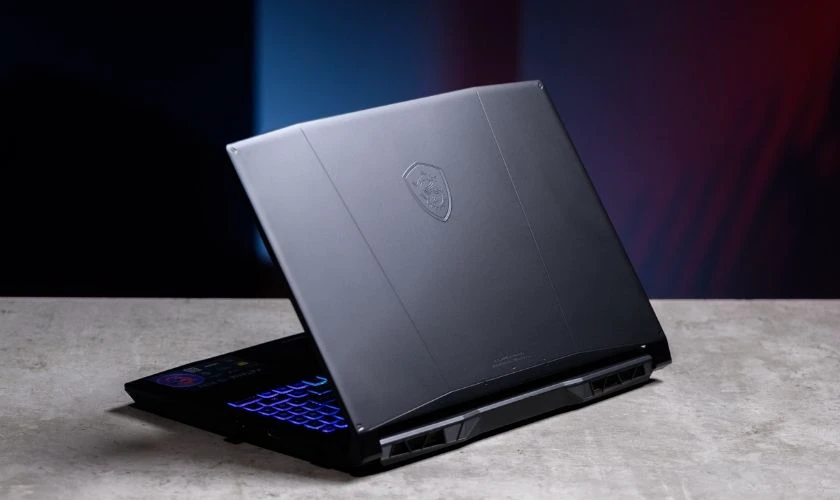 Đánh giá MSI Katana 15 về thiết kế