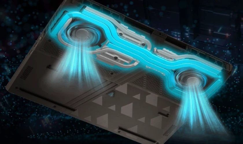 MSI Vector 16 HX AI được trang bị 2 quạt lớn và 6 ống dẫn nhiệt