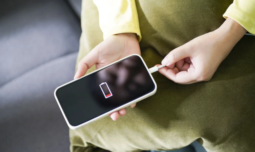 Dấu hiệu pin điện thoại hư hỏng là gì - Nhanh hết pin