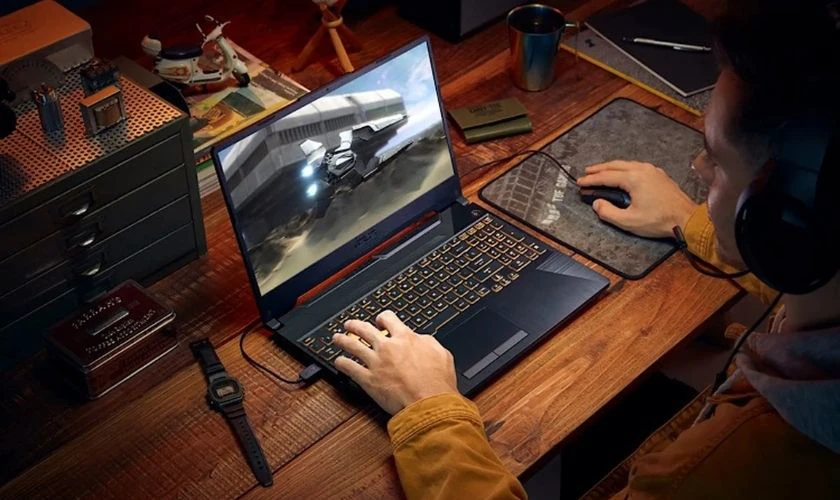 Tại sao đèn bàn phím laptop ASUS không sáng?