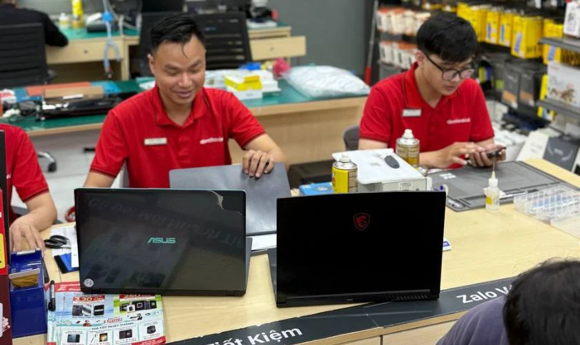 Địa chỉ kiểm tra đèn bàn phím laptop ASUS không sáng uy tín