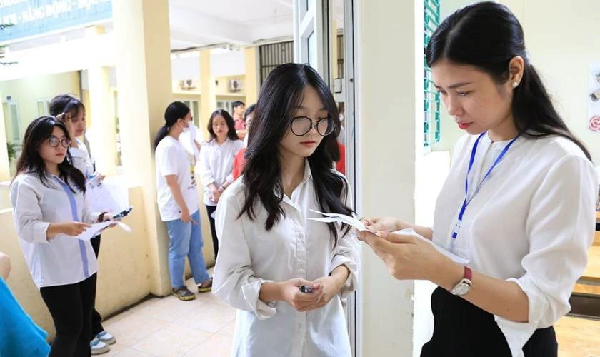 Hậu quả nếu mang vật dụng cấm vào phòng thi