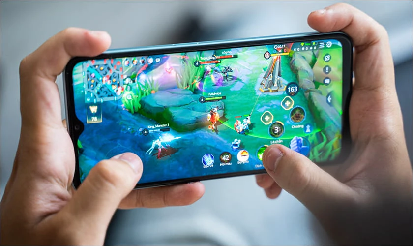 Oppo A77s - Điện thoại 5-6 triệu chơi game tốt nhất