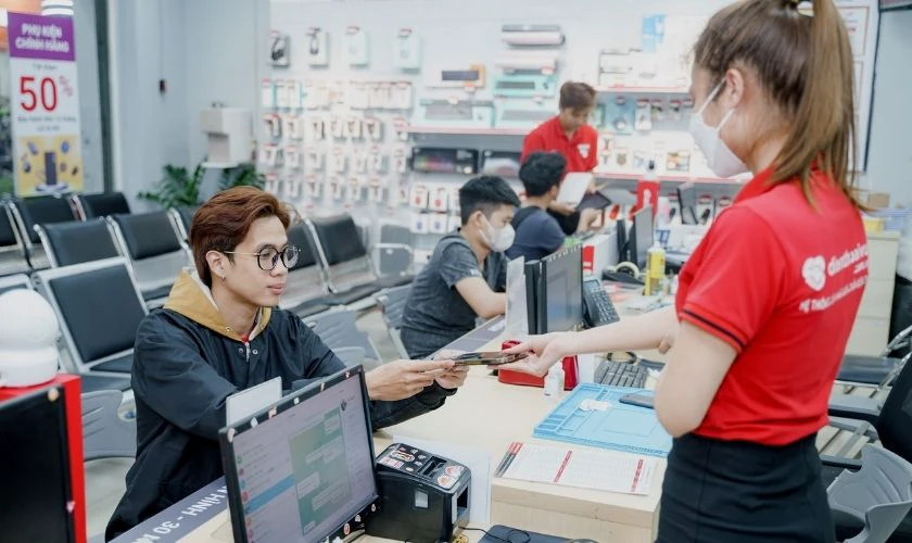 Mua điện thoại quay phim đẹp cũ giá rẻ tại Điện Thoại Vui