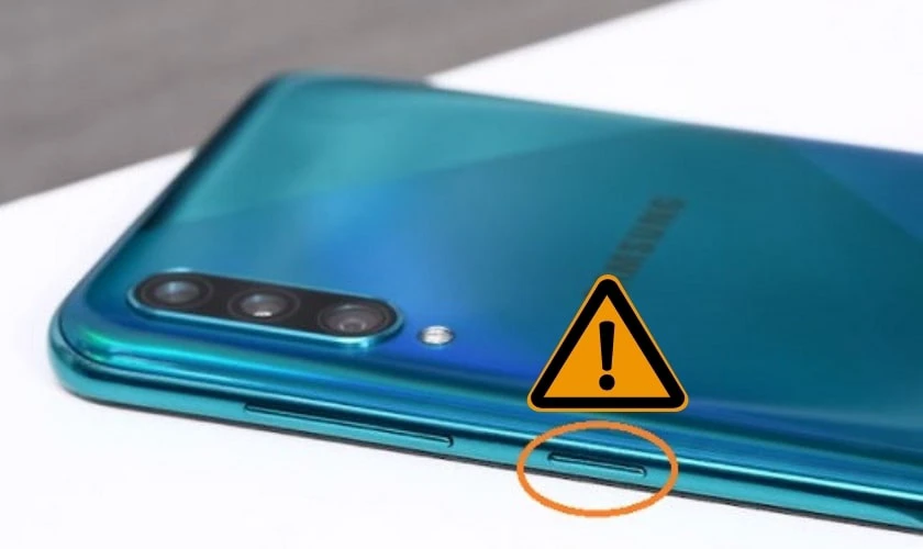 Điện thoại Samsung A50 bị đơ không tắt nguồn được do lỗi phần cứng