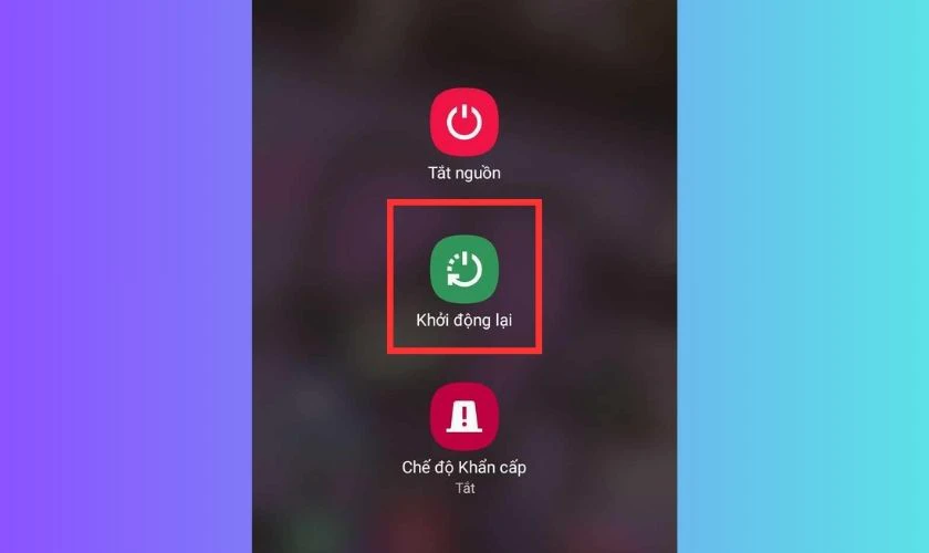 Cắm dây sạc và khởi động lại điện thoại