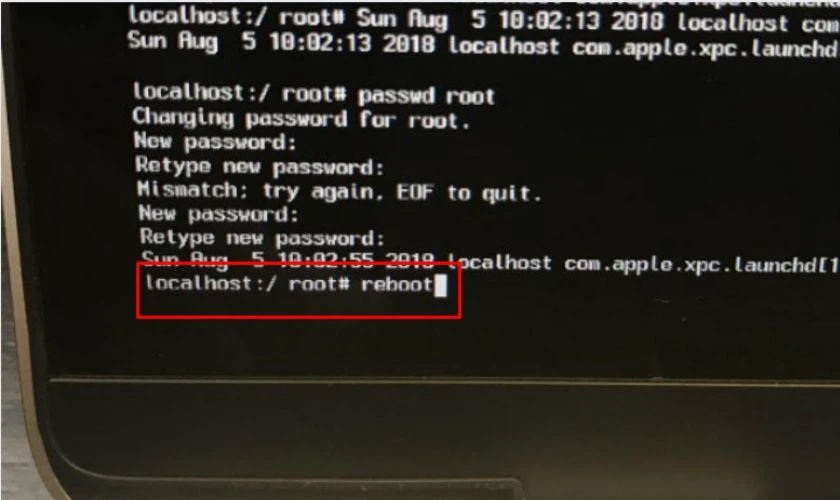Khởi động lại máy với lệnh reboot