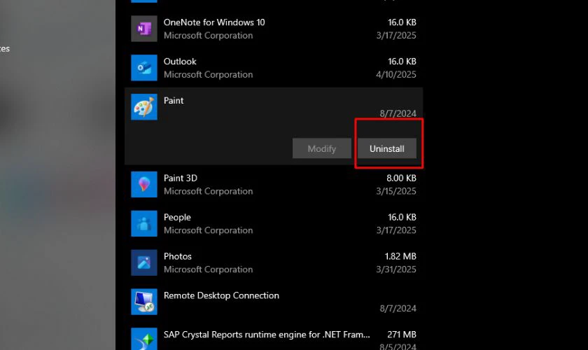 Chọn ứng dụng muốn gỡ, nhấn Uninstall
