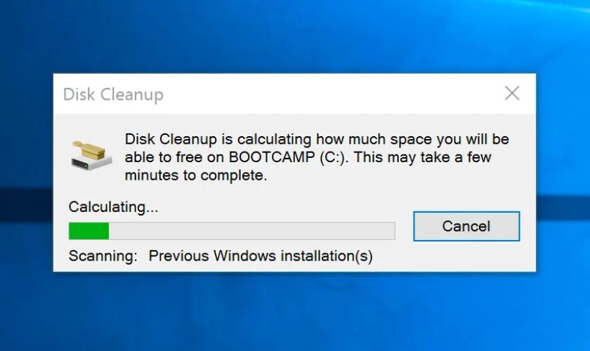 Nhấn Clean up system files, tích Previous Windows installation(s)