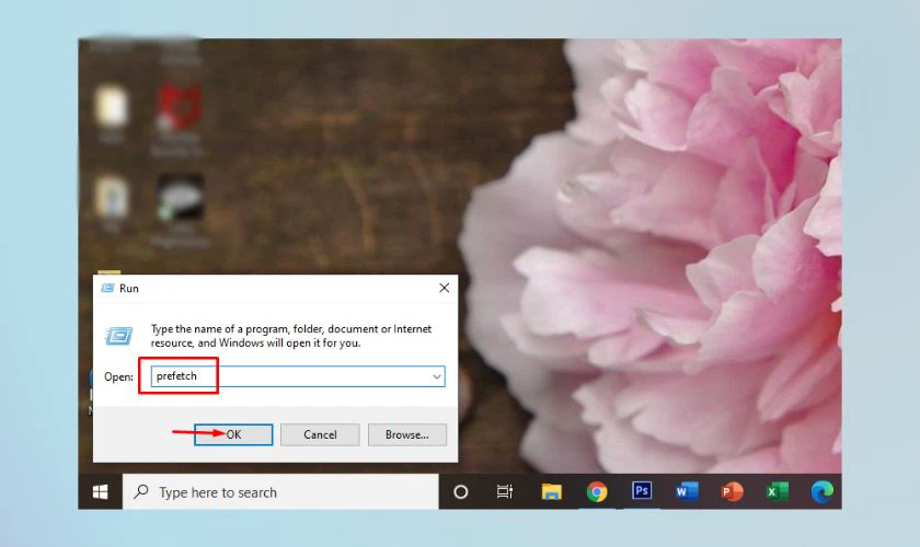Ctrl + A để chọn toàn bộ nội dung hiện ra, nhấn chuột phải, chọn Delete để xóa