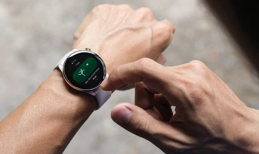 Đồng hồ thông minh Amazfit GTR mini thanh lịch, gọn nhẹ nên mua ngay