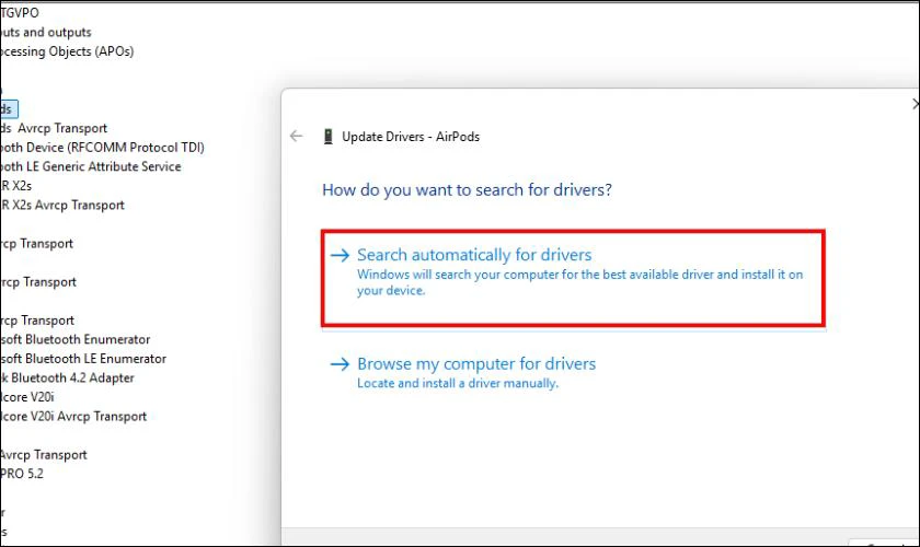 Chọn Search automatically for updated driver software