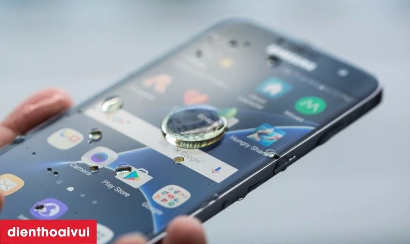 Nguyên nhân cần ép cổ cáp màn hình Samsung Galaxy S8