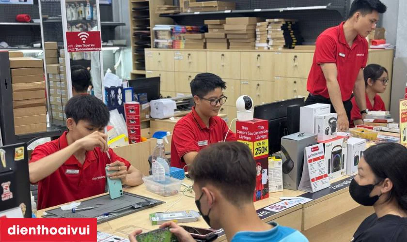 Điện Thoại Vui có đầy đủ bảo hành khi đến thay cổ cáp
