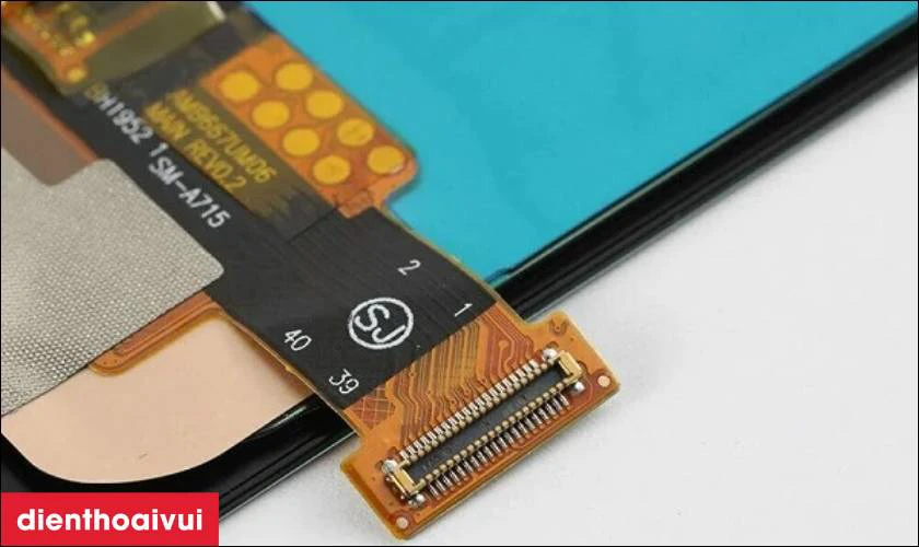Giá ép cổ cáp màn hình Samsung S23 chi tiết