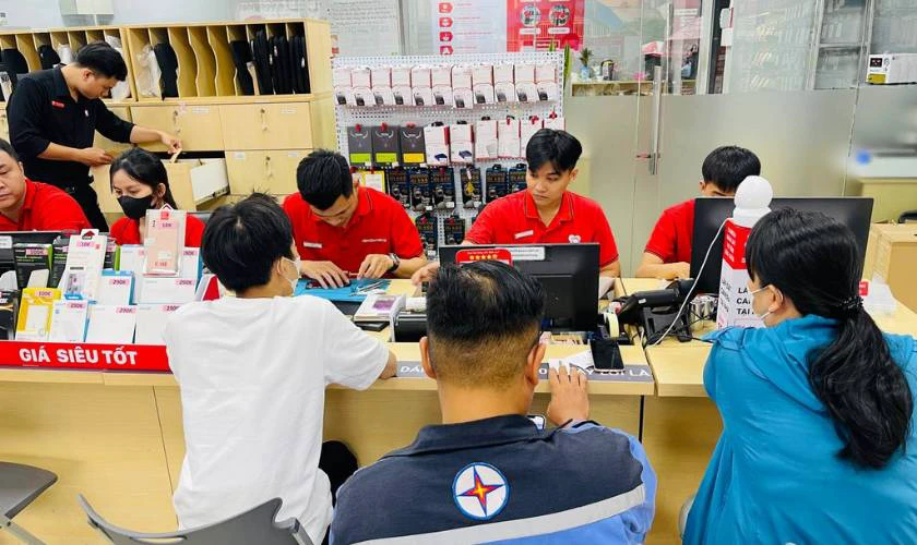 Quyền lợi khi thay pin iPhone 12 Mini tại Điện Thoại Vui