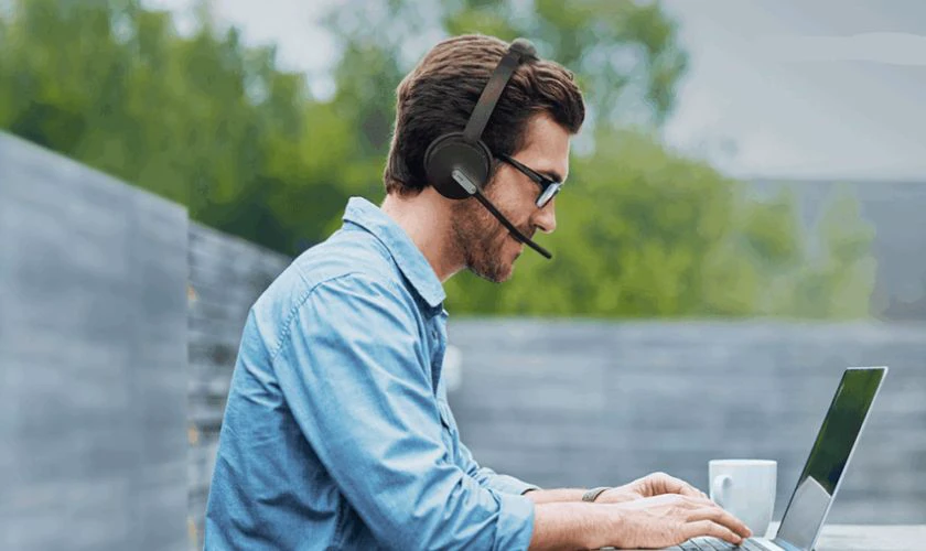 Tai nghe Headset phù hợp với đối tượng nào