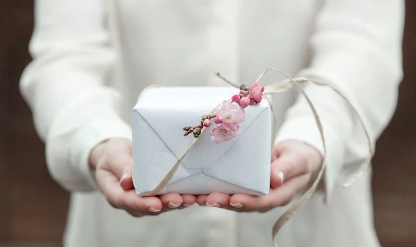 Ảnh quà ngày 20/10 đẹp, ý nghĩa