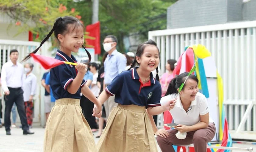 Hình ảnh tựu trường