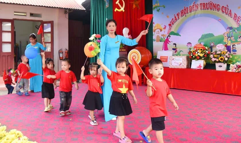 Hình ảnh tựu trường mầm non đẹp nhất
