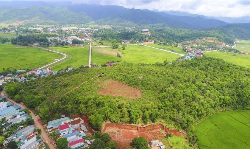 Hình ảnh so sánh Điện Biên Phủ thời chiến và hiện tại đổi mới