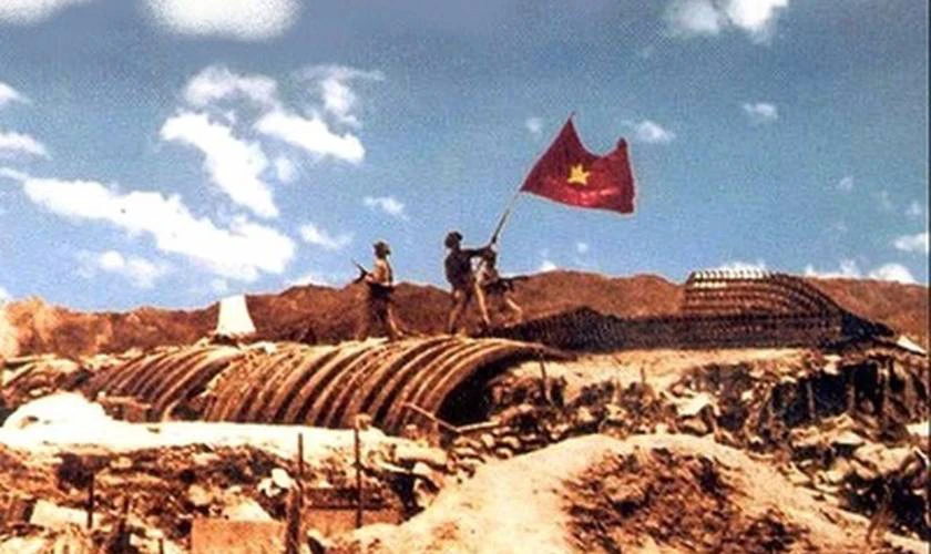 Hình ảnh chiến thắng Điện Biên Phủ và sự kiện 7/5 lịch sử