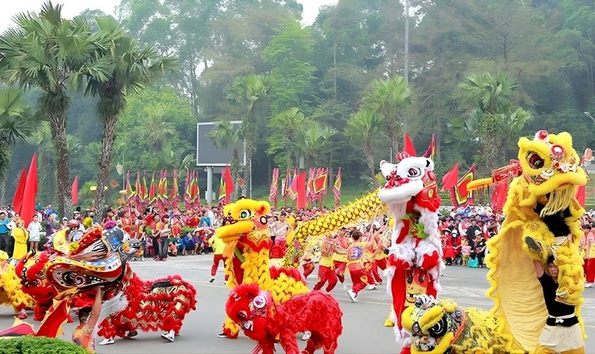 Hình ảnh múa lân ngày Giỗ tổ