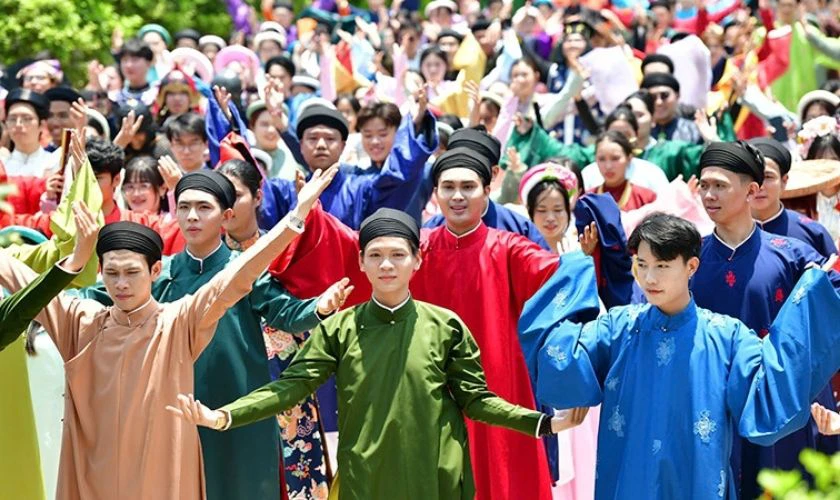 Nhảy múa ngày Giỗ Tổ