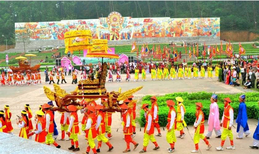 Hình Giỗ tổ tại đền Hùng ở Phú Thọ đẹp
