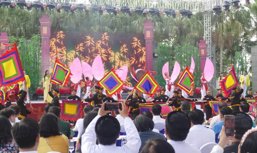 Hình ảnh lễ hội Giỗ tổ ở khắp nơi trên cả nước đẹp nhất
