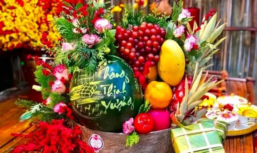 Trang trí mâm theo kiểu miền Bắc truyền thống sum vầy