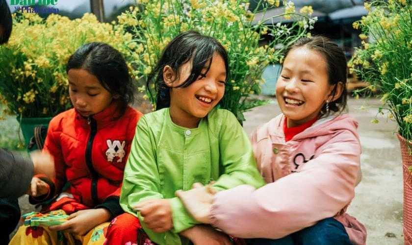 H&igrave;nh ảnh Quốc tế Thiếu nhi 2025 dễ thương 8K