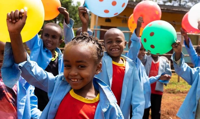 H&igrave;nh ảnh Quốc tế Thiếu nhi ngọt ng&agrave;o dễ thương