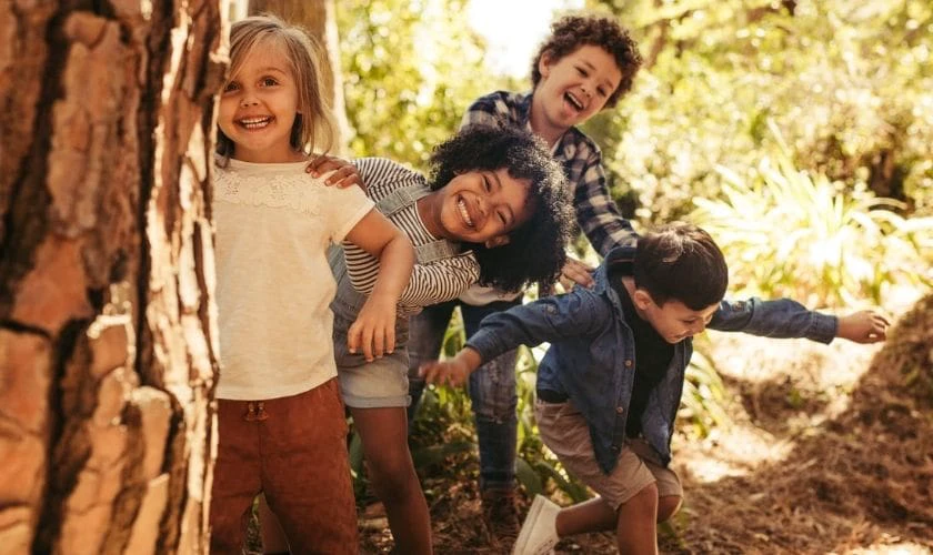 H&igrave;nh ảnh Quốc tế Thiếu nhi ngọt ng&agrave;o đẹp