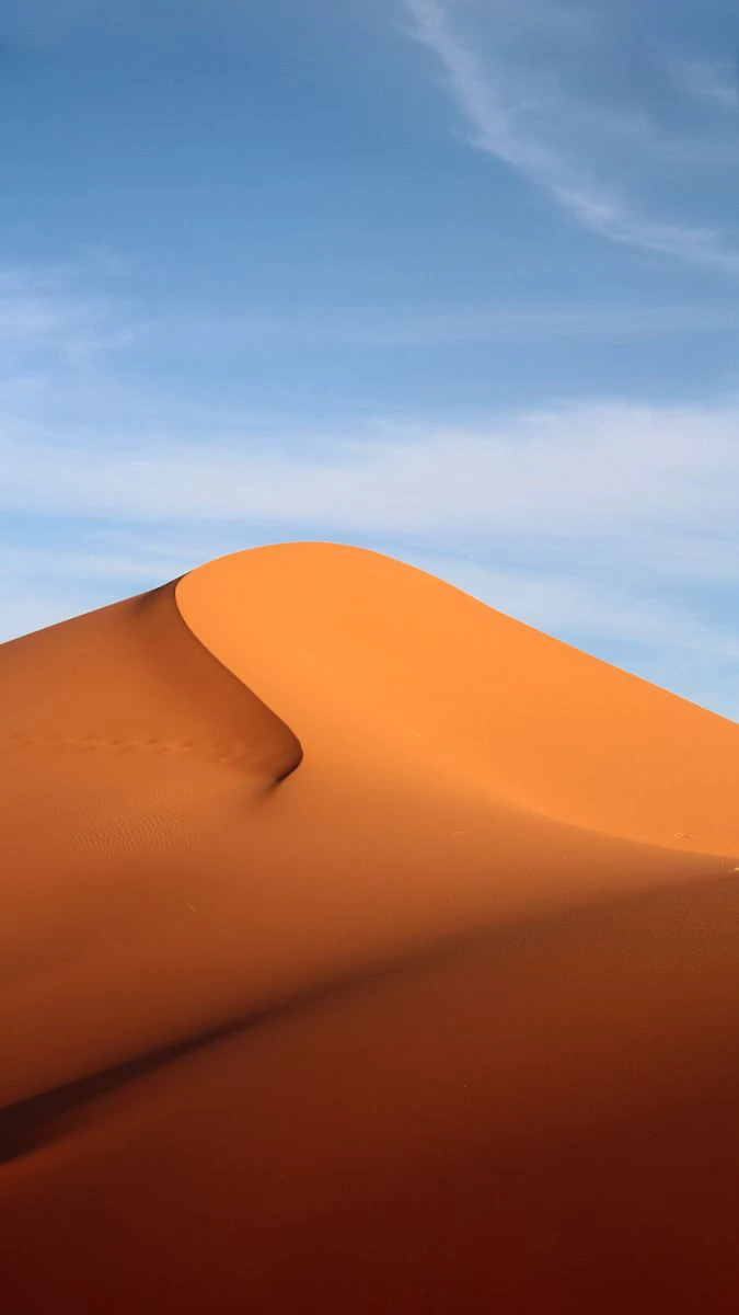 Wallpaper iPhone 15 Pro Max phong cảnh đồi cát