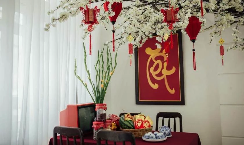 Mẫu cắm hoa chưng Tết 2026 mừng năm mới Bính Ngọ đẹp