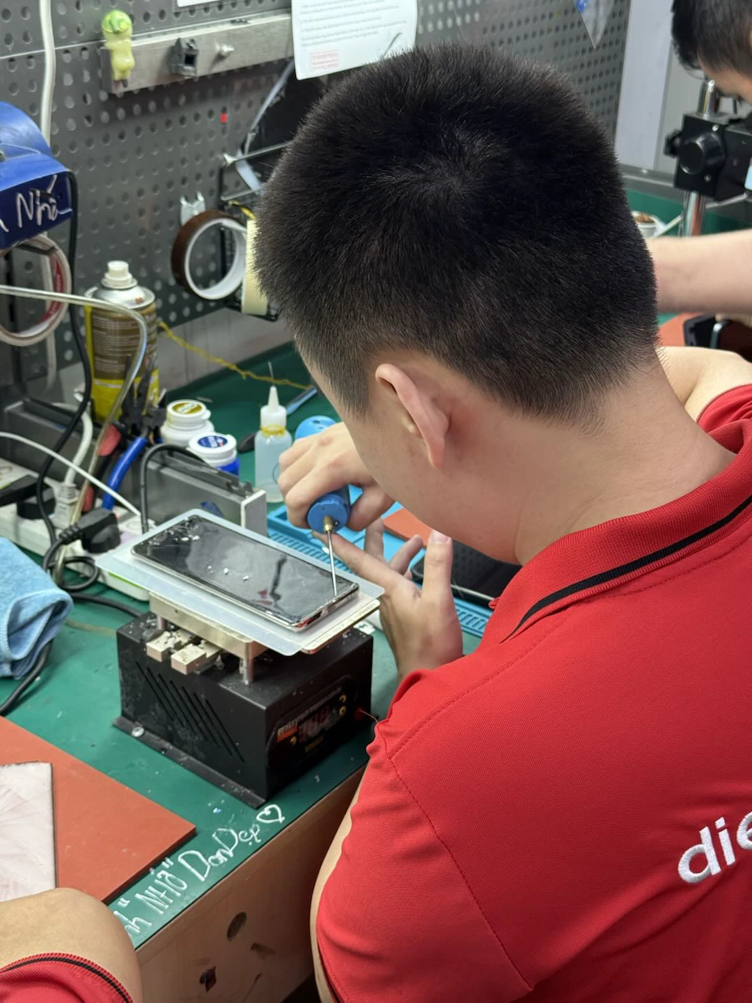 Cam kết khóa học sửa chữa điện thoại tại Điện Thoại Vui