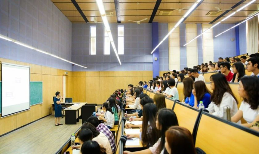 Lưu ý khi đóng học phí Đại học Thăng Long 2025