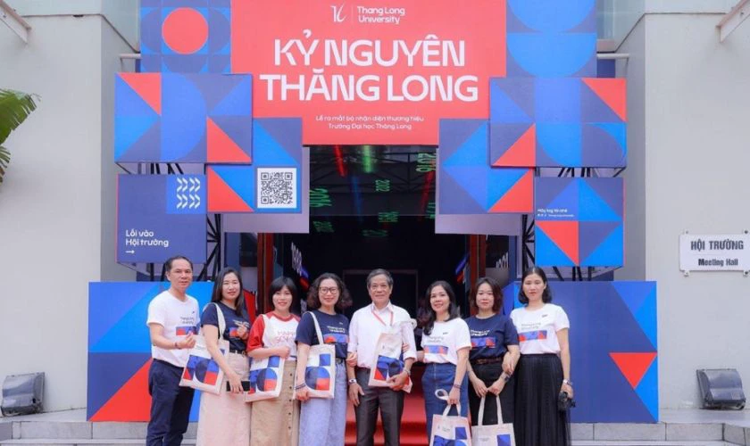 Câu hỏi thường gặp về học phí Đại học Thăng Long 2025