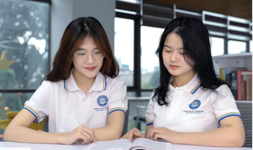 Cách tính học phí Đại học Thương Mại 2025 đơn giản, chính xác
