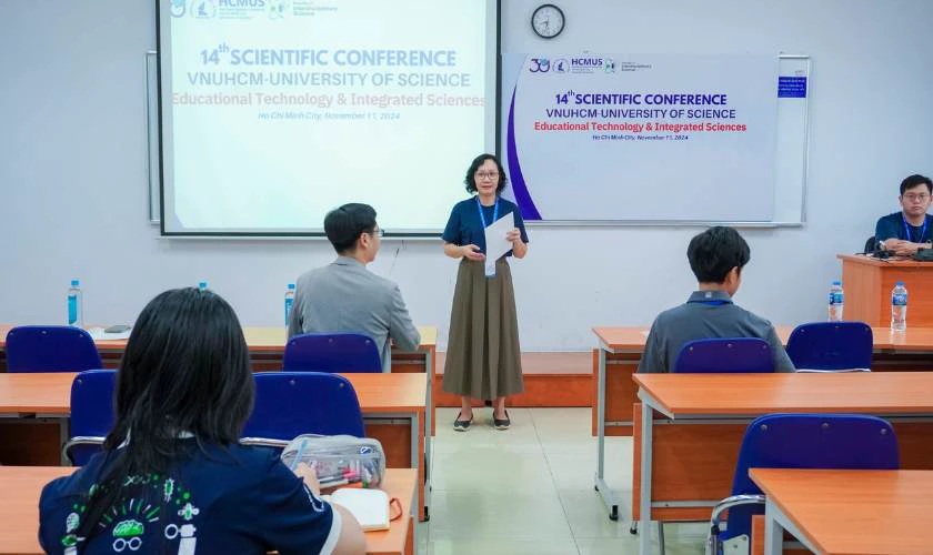 Yếu tố ngành học