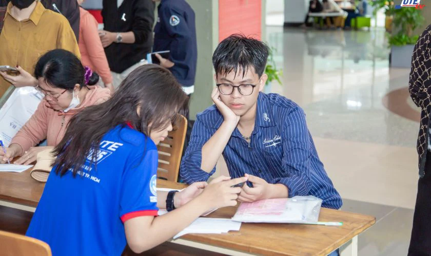 Lưu ý khi đóng học phí Sư phạm Kỹ thuật 2025