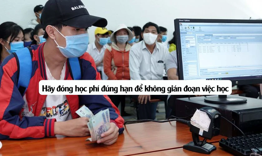 Lưu ý khi đóng học phí UEL